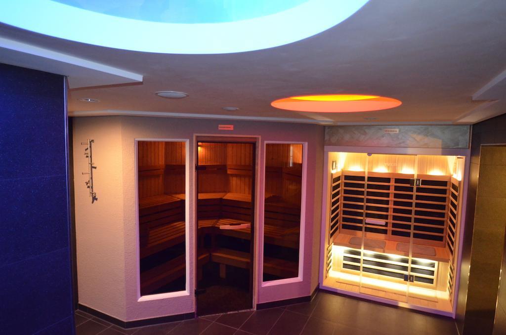 Appartement Und Economyzimmer Residenz Waldkrone